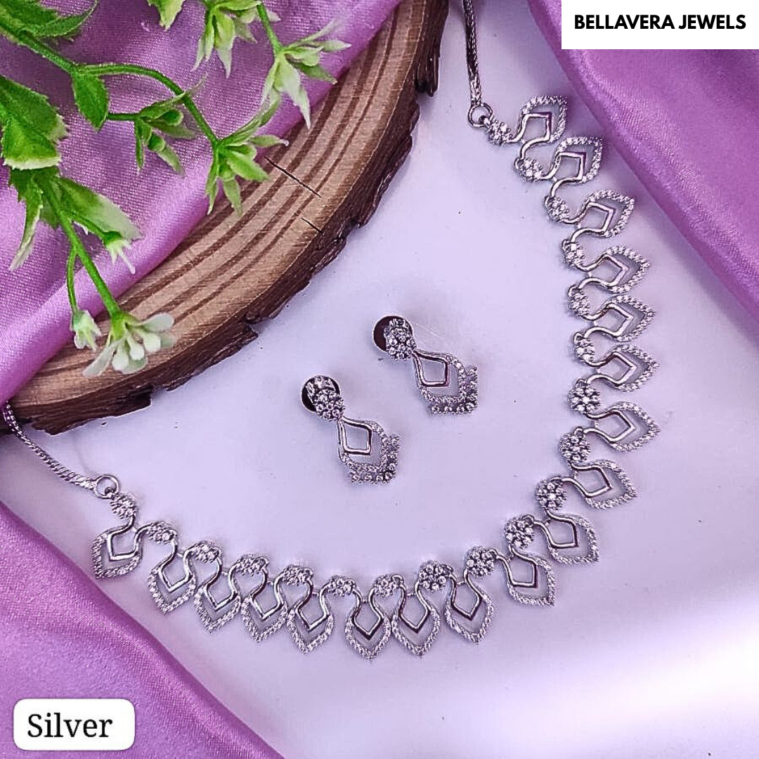 Elegant Diamond-Cut Necklace & Earrings Set