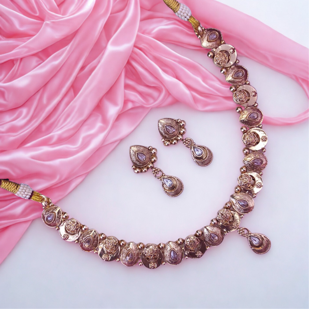 ElegantNecklaceSetinAntiqueGoldwithWhiteStones-RN73