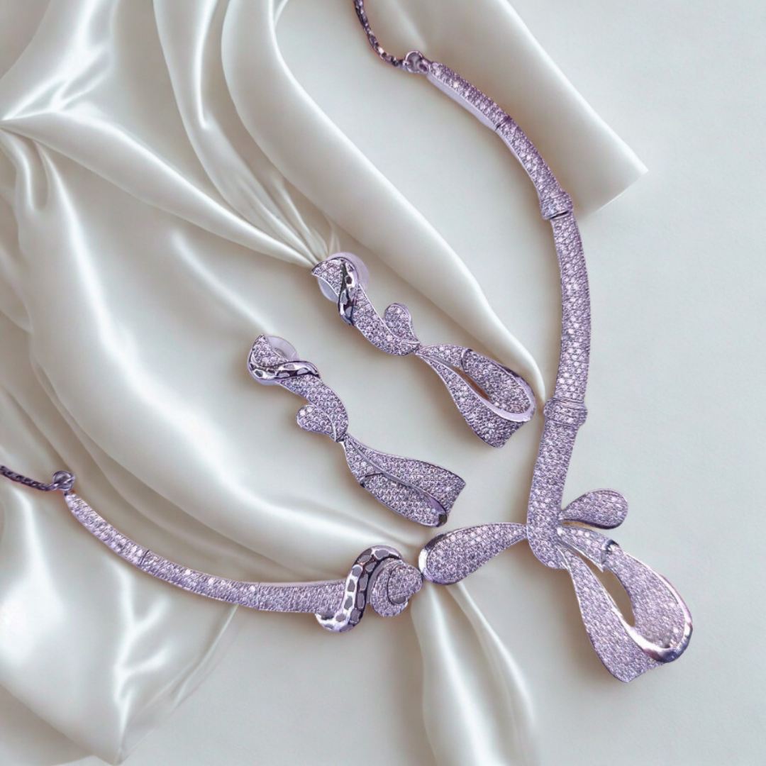 SculptedRibbonCZAmericanDiamondNecklaceSet-SILVER-ADNeck8990