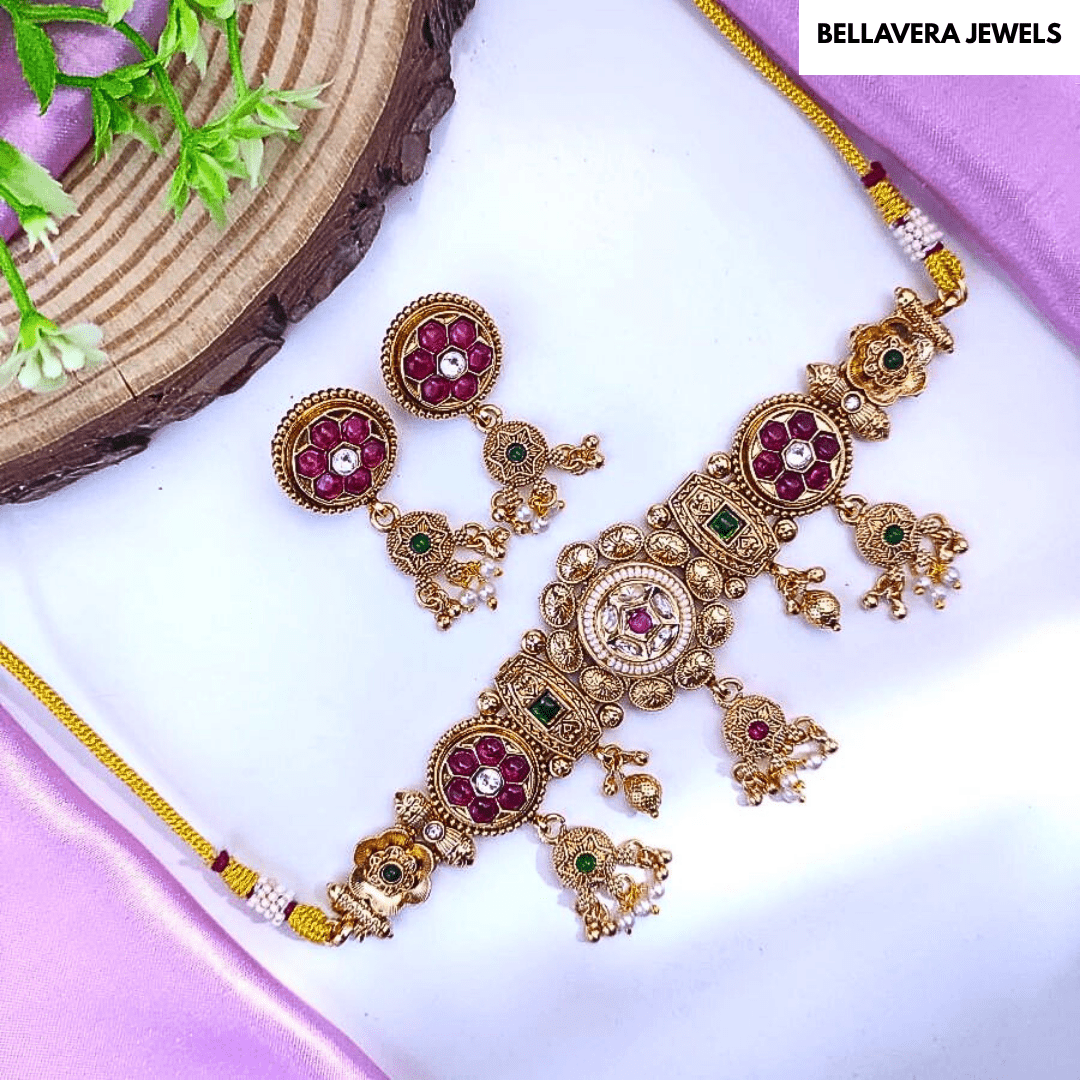 Antique Gold Finish Traditional Rajwadi Tediya Necklace Set - Bellavera Jewels