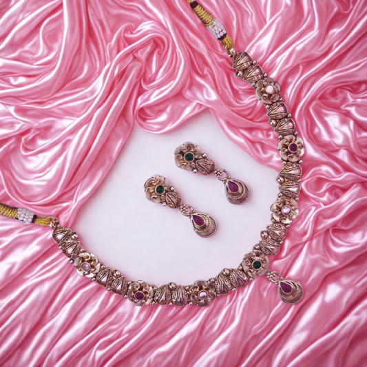 ClassicGoldNecklaceSetwithPear-ShapedStones-RN75_3