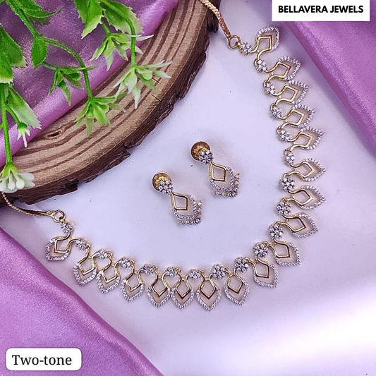 Elegant Diamond-Cut Necklace & Earrings Set