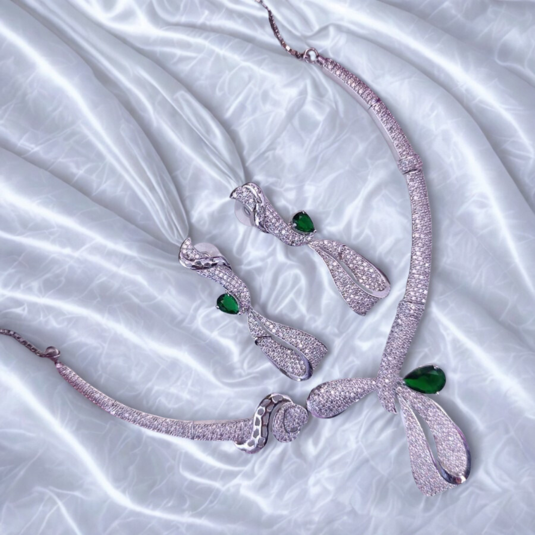 SculptedRibbonCZAmericanDiaSculptedRibbonCZAmericanDiamondNecklaceSet-mondNecklaceSet-GREEN-ADNeck8992