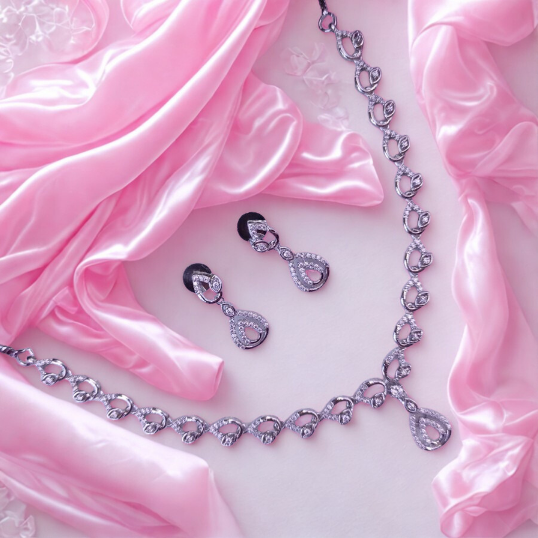 TeardropCZNecklaceSetforWomen-SILVER-ADNeck9015